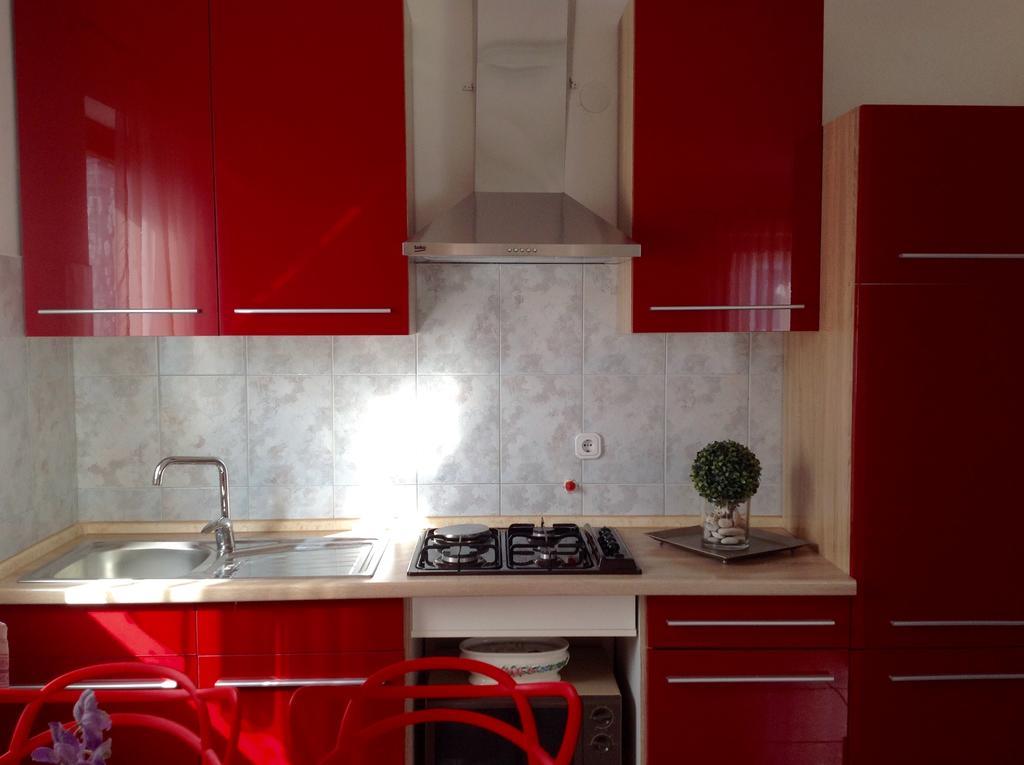 Apartments Krizine อูมัค ภายนอก รูปภาพ